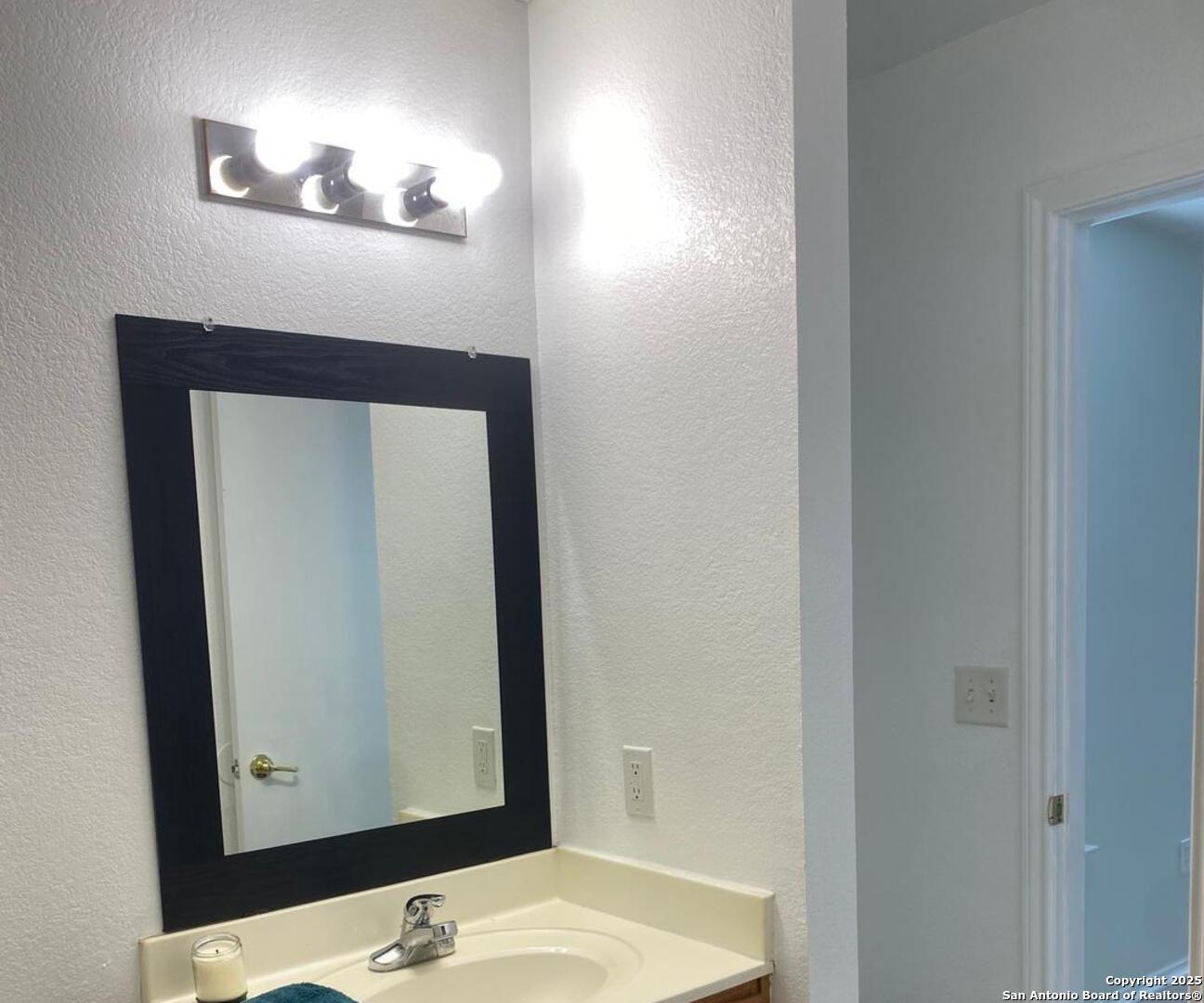 2414 Mission Court San Antonio TX 78223