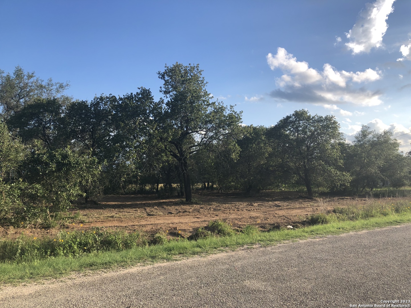 1135 Spur Ridge San Antonio TX 78264