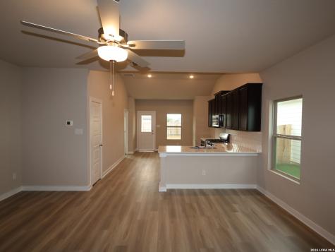 6726 Red Buffalo Trail San Antonio TX 78253