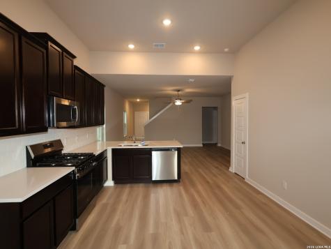 6726 Red Buffalo Trail San Antonio TX 78253