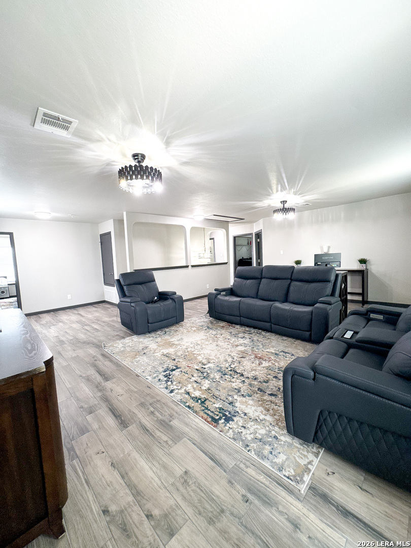 6702 Gunlock Creek San Antonio TX 78244
