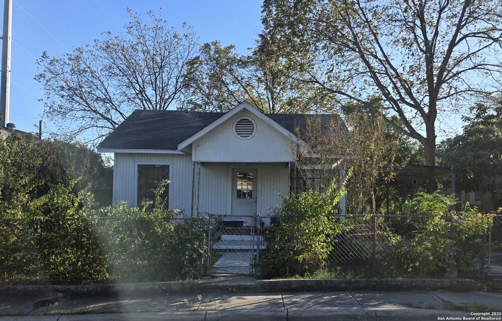 1806 Santa Anna Street San Antonio TX 78201