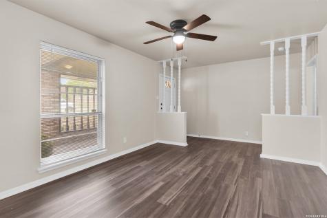 4850 Shadydale San Antonio TX 78228