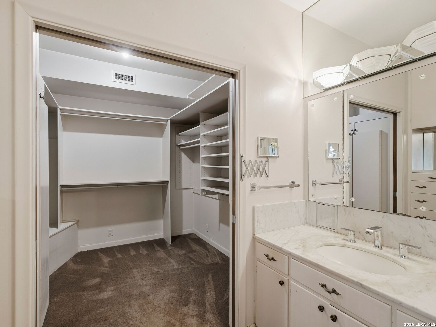122 Laburnum Drive San Antonio TX 78209