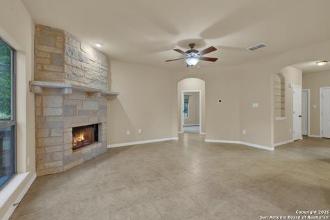 1060 Somerset Canyon Lake TX 78133