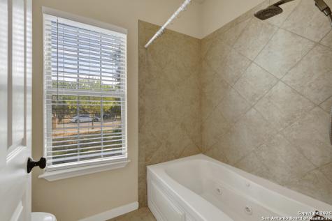 1060 Somerset Canyon Lake TX 78133