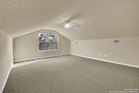 1060 Somerset Canyon Lake TX 78133