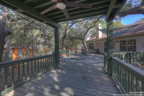 1060 Somerset Canyon Lake TX 78133
