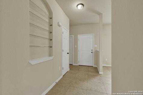 1060 Somerset Canyon Lake TX 78133
