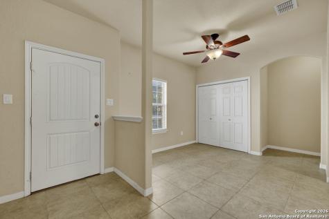 1060 Somerset Canyon Lake TX 78133
