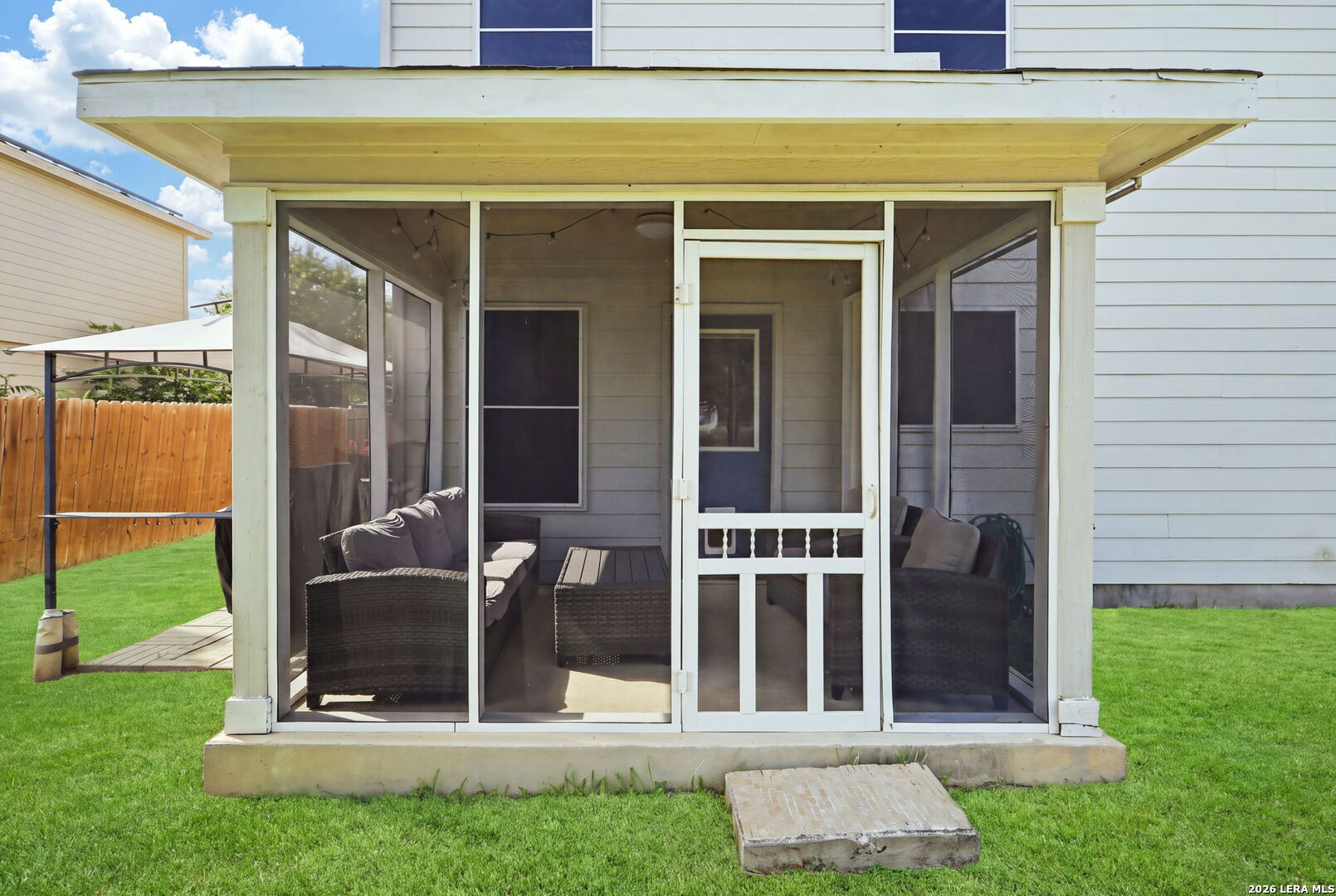 8003 Saratoga Knoll Selma TX 78154