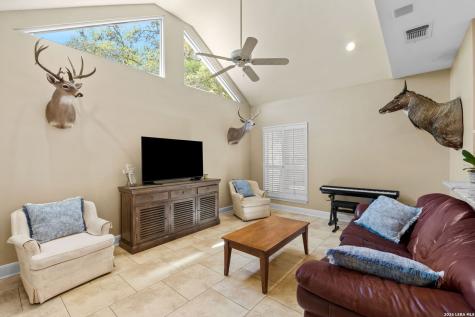 106 Sleepy Elm San Antonio TX 78209