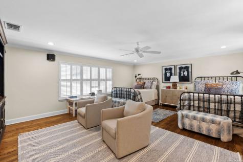 106 Sleepy Elm San Antonio TX 78209
