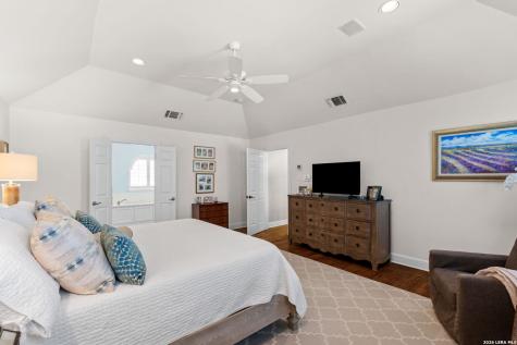 106 Sleepy Elm San Antonio TX 78209