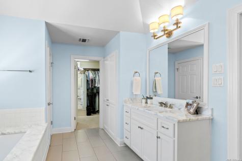 106 Sleepy Elm San Antonio TX 78209