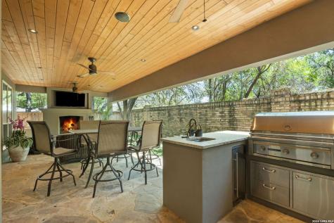 106 Sleepy Elm San Antonio TX 78209