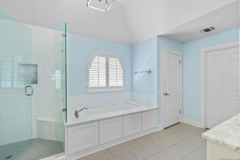 106 Sleepy Elm San Antonio TX 78209