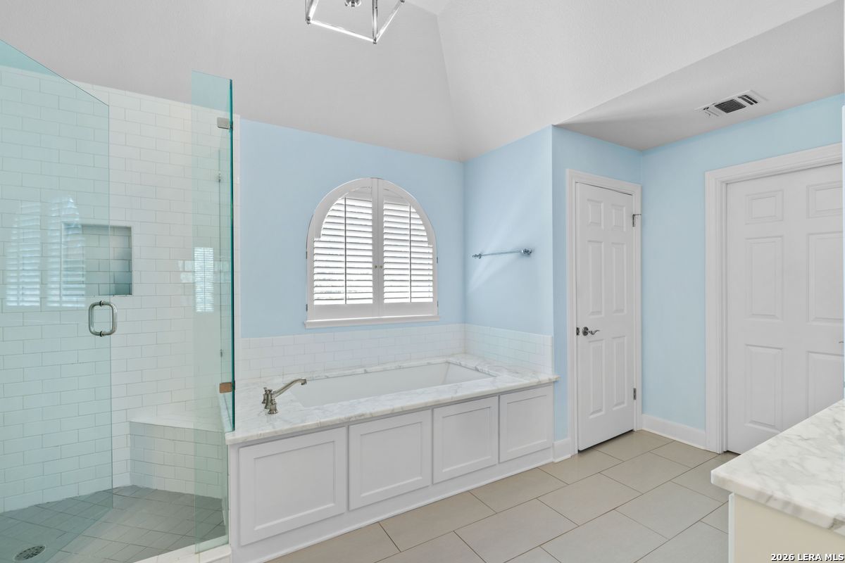 106 Sleepy Elm San Antonio TX 78209