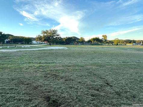 305 Summit Drive Leakey TX 78873