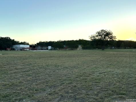 305 Summit Drive Leakey TX 78873