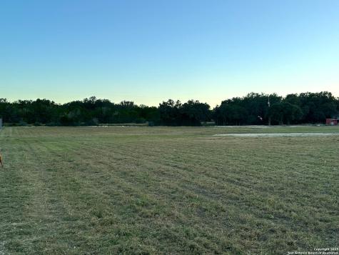 305 Summit Drive Leakey TX 78873