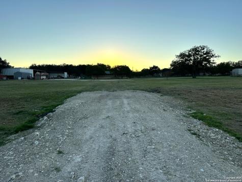 305 Summit Drive Leakey TX 78873