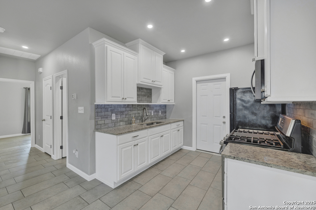 5170 Village Green San Antonio TX 78218