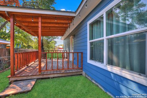 5170 Village Green San Antonio TX 78218