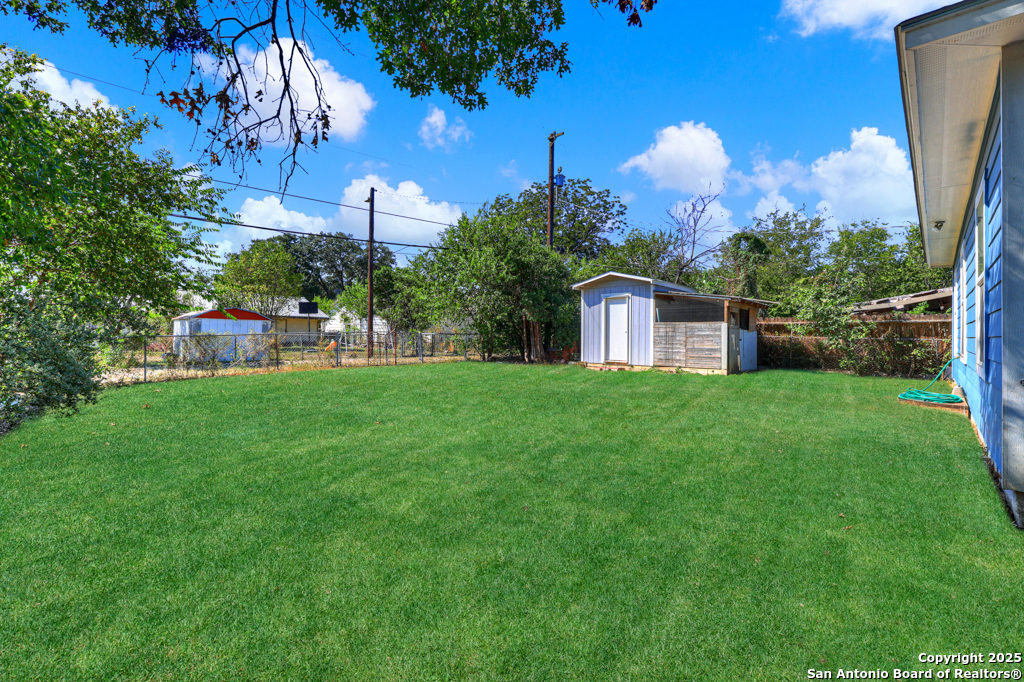 5170 Village Green San Antonio TX 78218