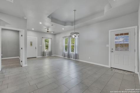 5170 Village Green San Antonio TX 78218