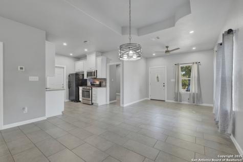 5170 Village Green San Antonio TX 78218
