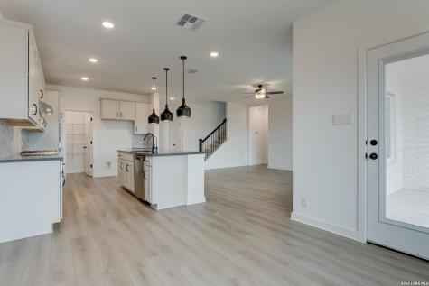 14231 Wolf View San Antonio TX 78252