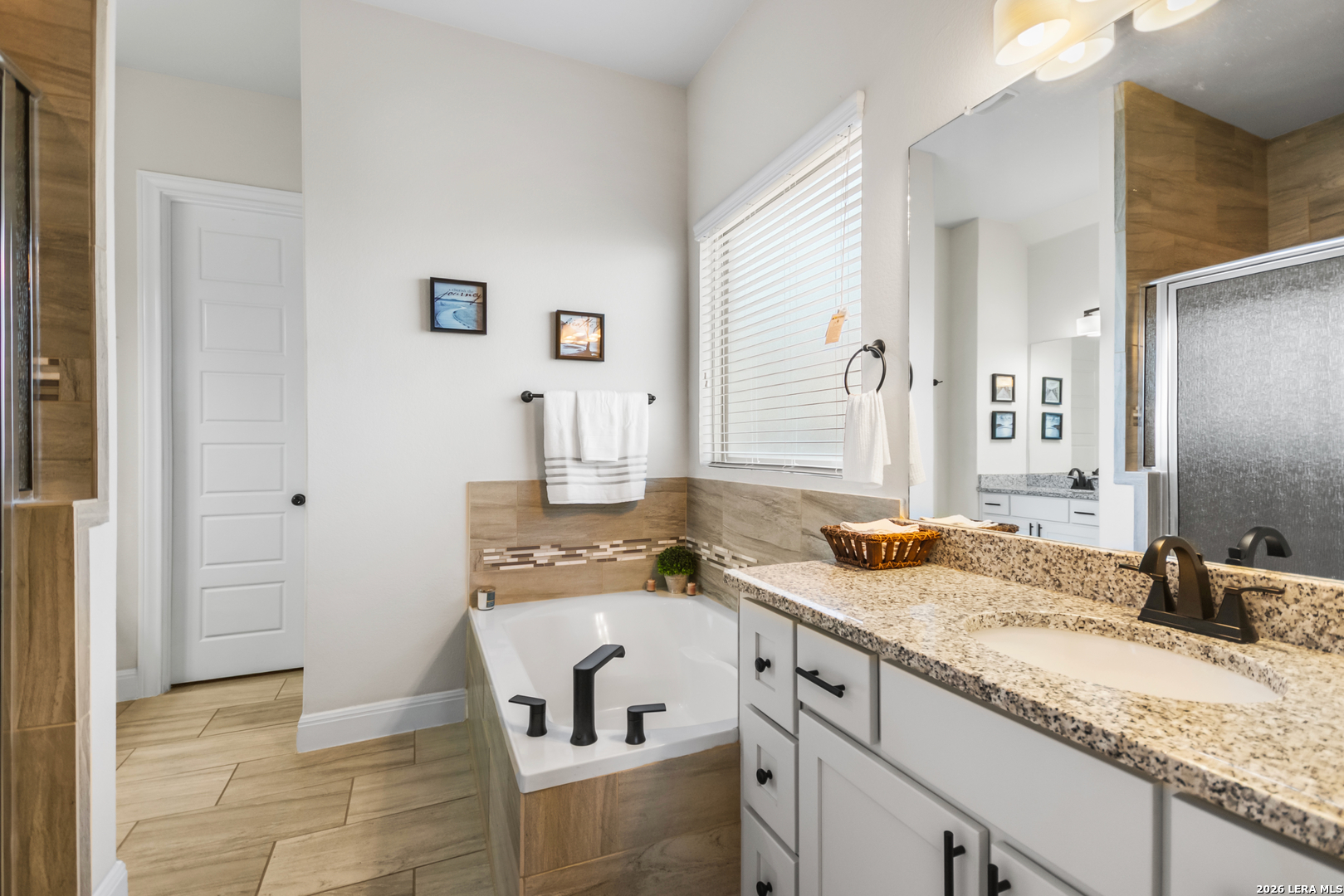 417 Bee Caves Cove Cibolo TX 78108