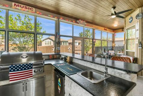 417 Bee Caves Cove Cibolo TX 78108