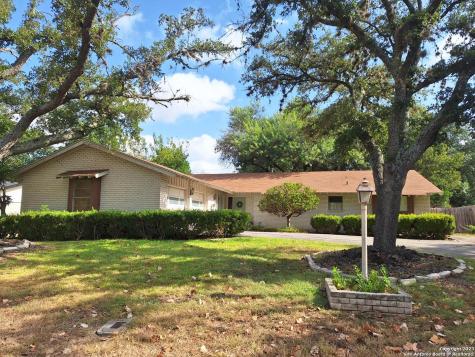 505 Winfield Boulevard Windcrest TX 78239