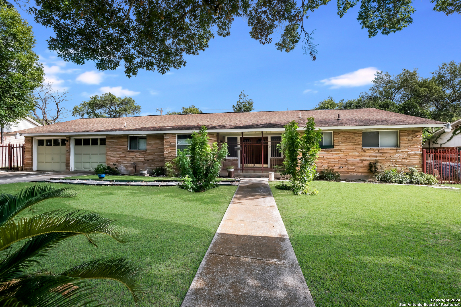 119 Shadywood Lane San Antonio TX 78216