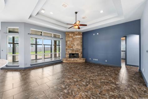 156 Woodlands Drive La Vernia TX 78121