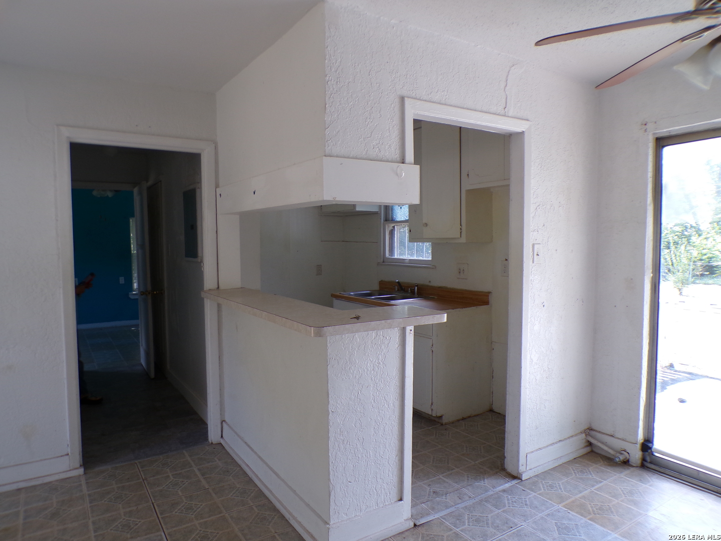 318 Mcdougal San Antonio TX 78223