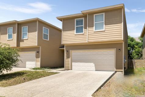 17 Oak Plaza San Antonio TX 78216