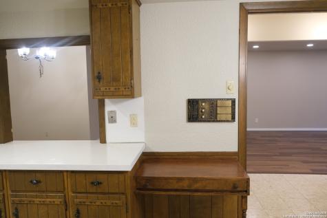 393 Fenwick Drive Windcrest TX 78239