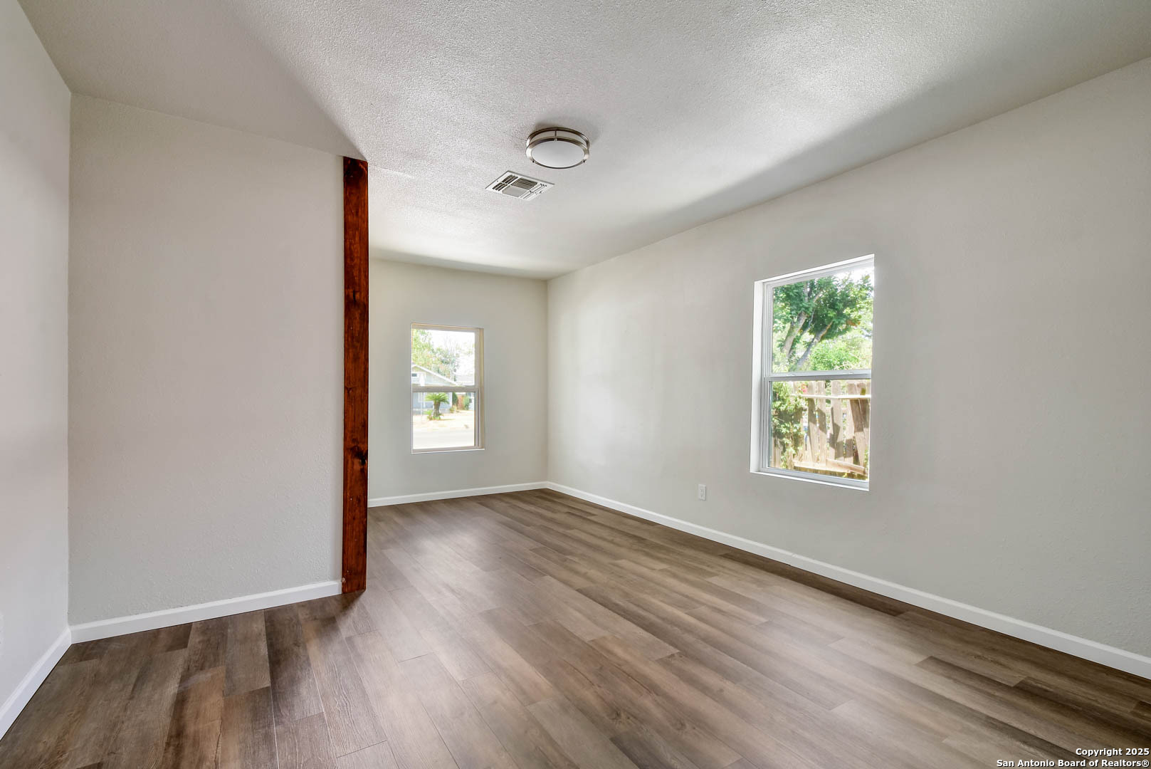 718 E Highland San Antonio TX 78210