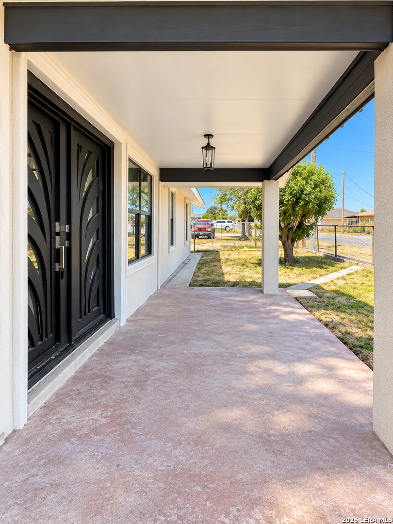 419 Candelario Montalvo Eagle Pass TX 78852