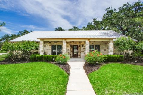 1636 Hickory Bend Pleasanton TX 78064
