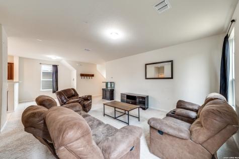 10306 Gibbons Creek San Antonio TX 78252