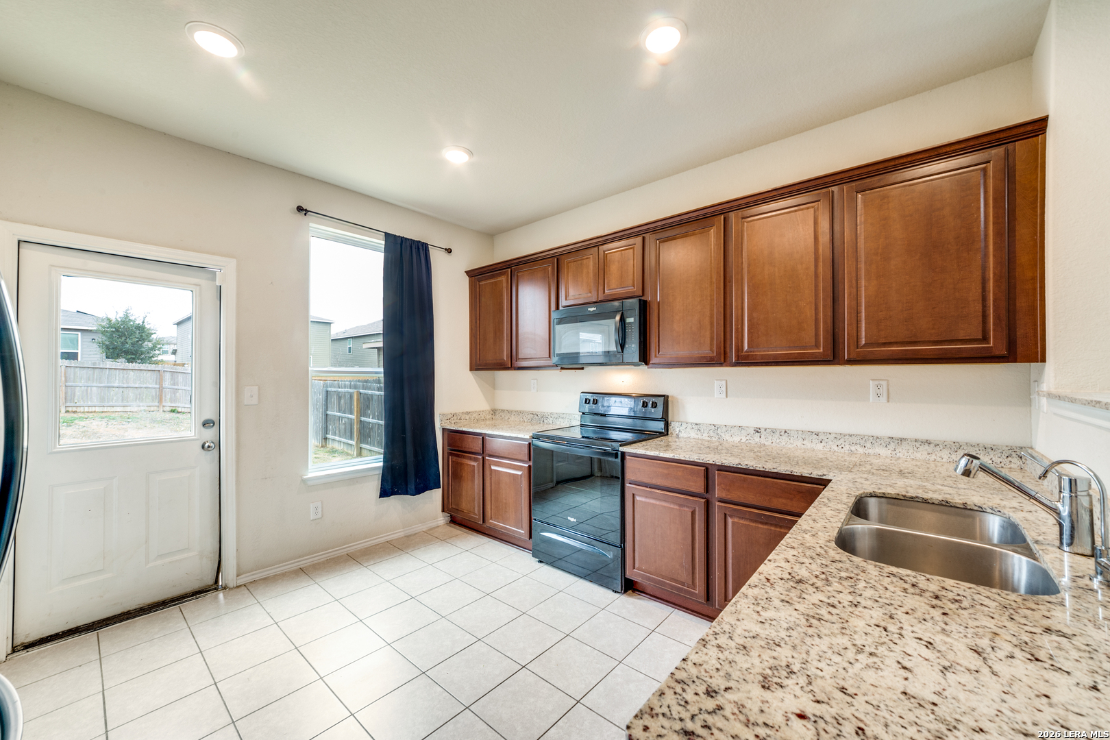 10306 Gibbons Creek San Antonio TX 78252