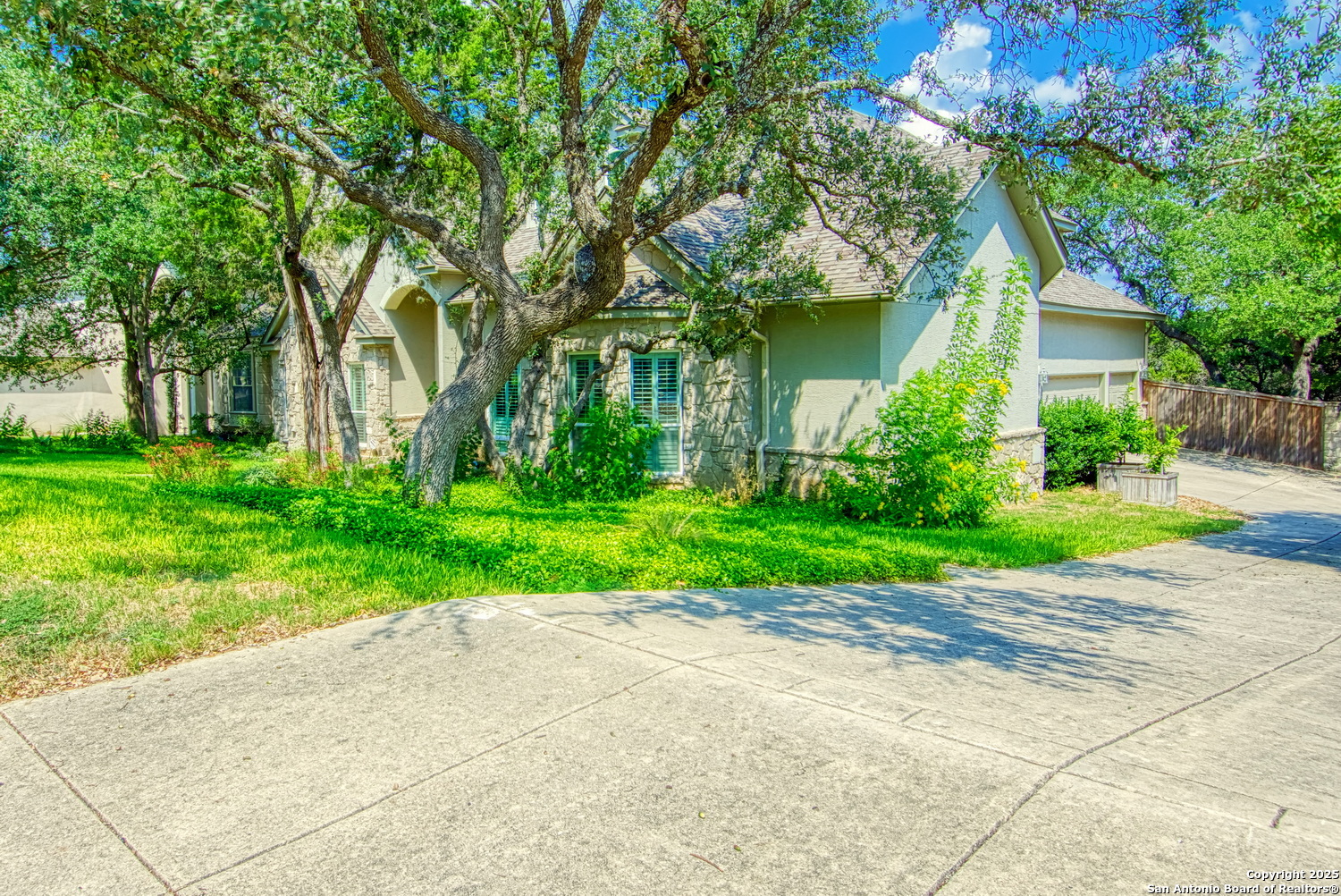 3314 Falling Brook San Antonio TX 78258