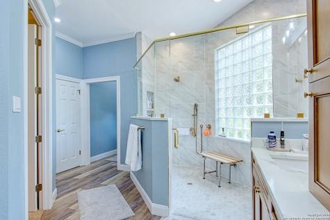 3314 Falling Brook San Antonio TX 78258