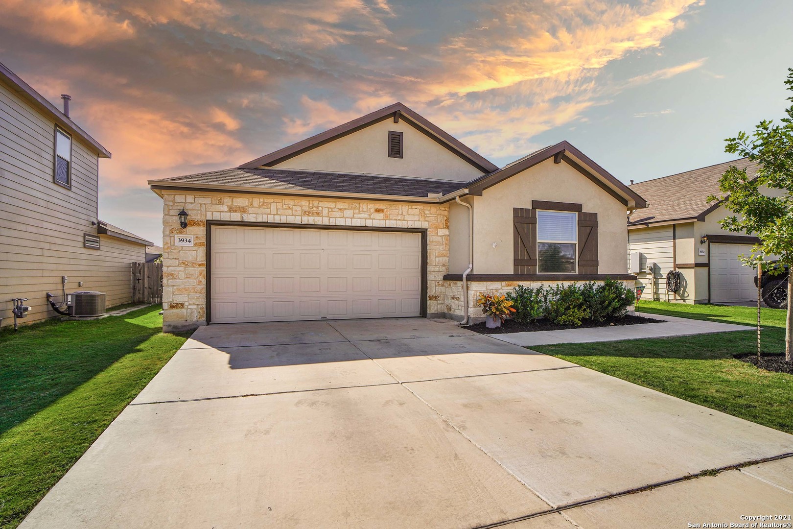 3934 Legend Woods New Braunfels TX 78130