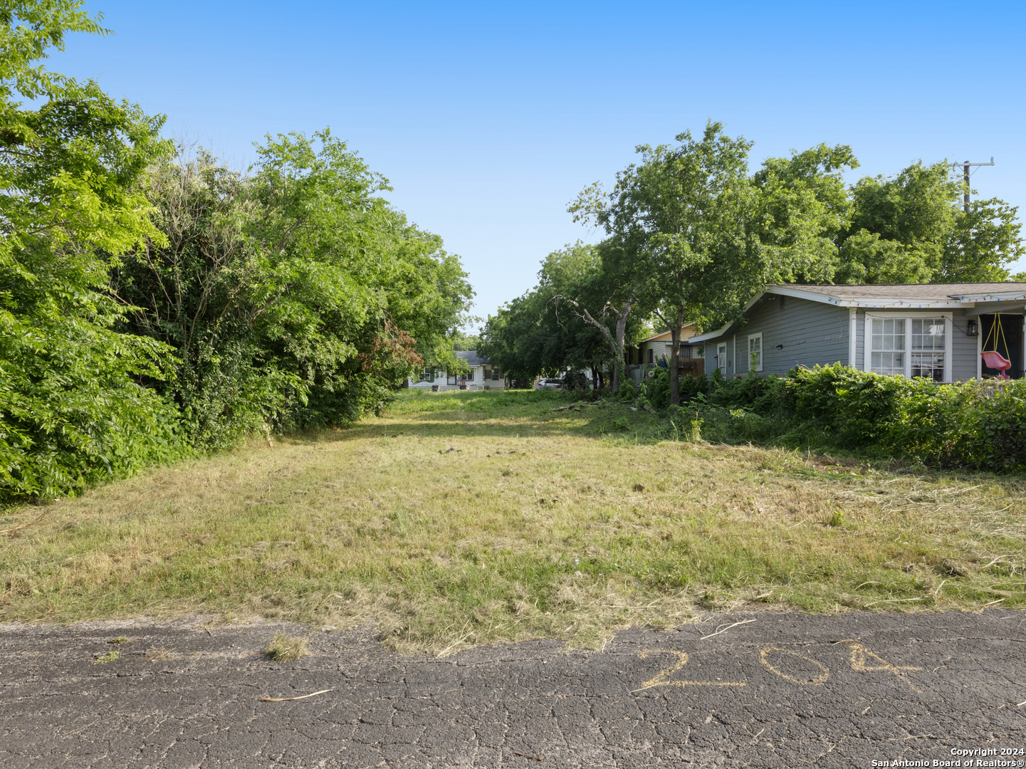 204 Orphan San Antonio TX 78202