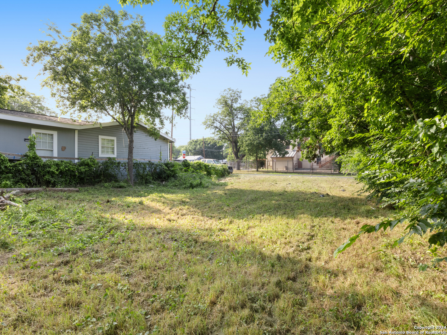 204 Orphan San Antonio TX 78202